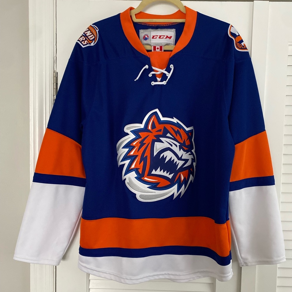CCM NY Islanders ahl Bridgeport Sound Tigers size Medium